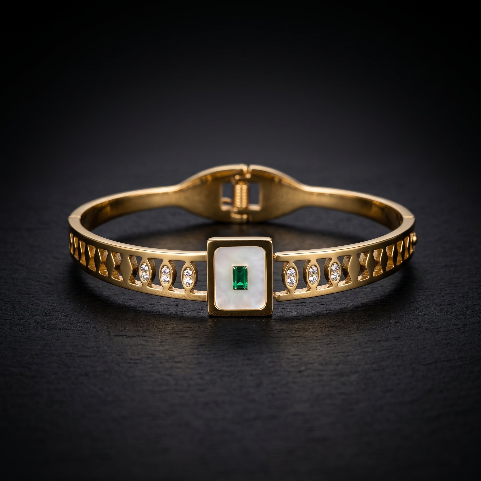 Aura Emerald Filigree Bracelet