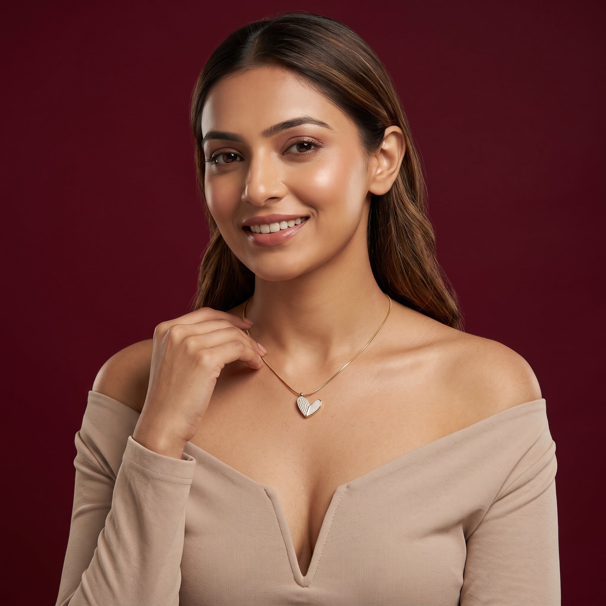 Lumière Heart Necklace